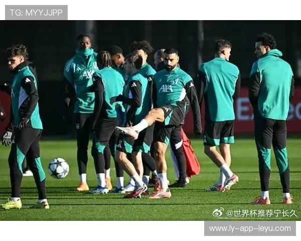 埃因霍温年轻中场展现老练表现